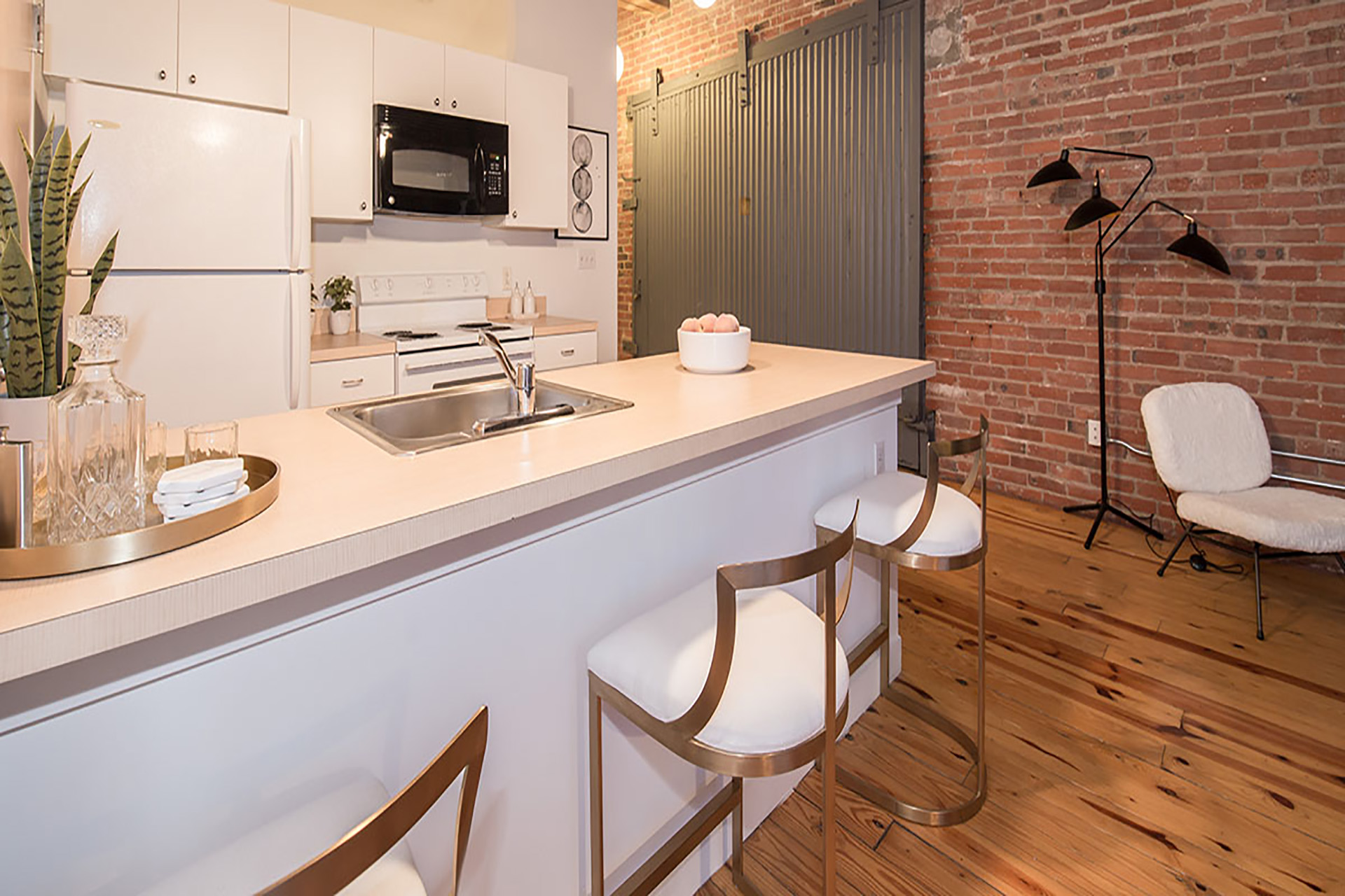 Kitchen island bar